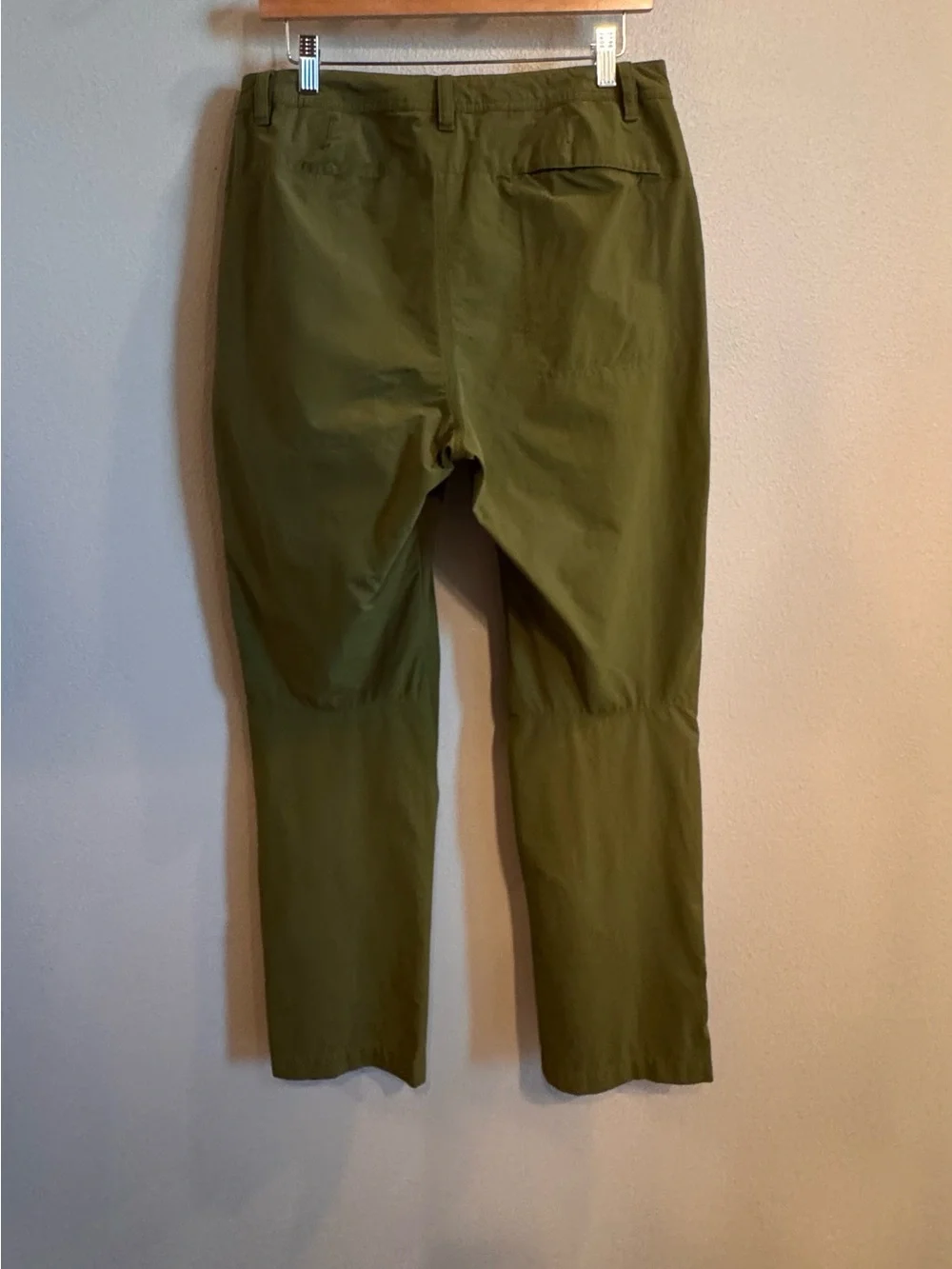 The North Face Men’s Outdoor Basin Pants Olive Green